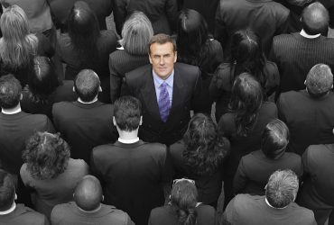 stand out in the crowd